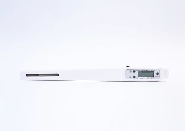 termometro-com-sonda-pocket-digitempo-parceria-maldral-metrocal-a-importancia-das-calibracoes-em-equipamentos-laboratoriais-maldral